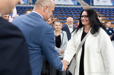 Zdjęcie z uroczystości wręczenia promes i umów dotyczących przyznania dotacji rzeszowskim klubom i organizacjom sportowym. Fot. Grzegorz Bukała, Urząd Miasta Rzeszowa